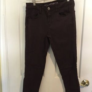 END OF YEAR CLEARANCE SALE American Eagle burgundy jeggings